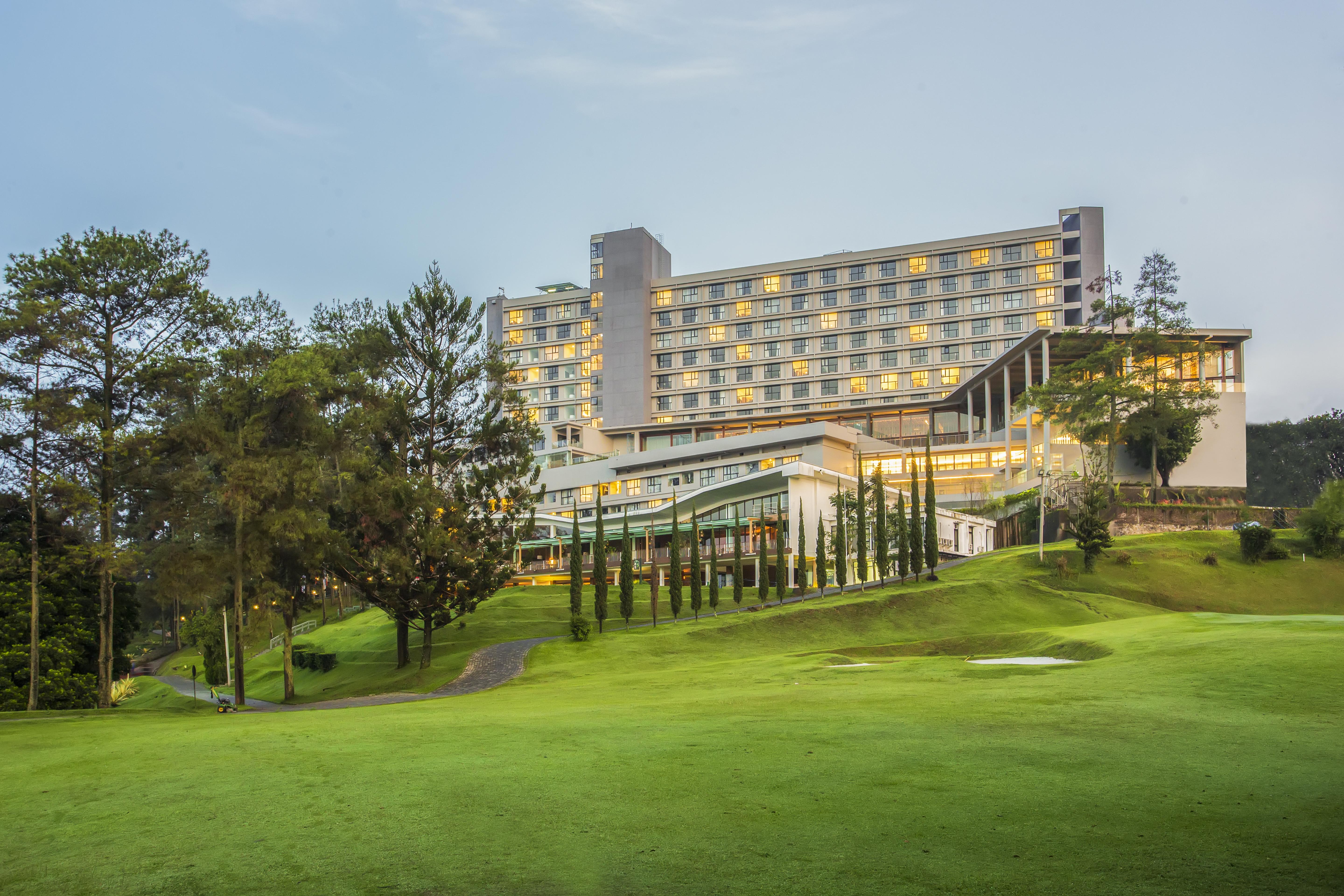 Swiss-Belresort Dago Heritage Бандунг Экстерьер фото
